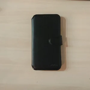 Iphone 11 Pro Bookcase Zwart